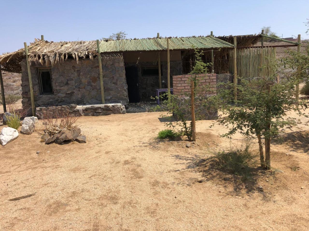Daureb Isib Campsite And B&B Uis Exterior foto